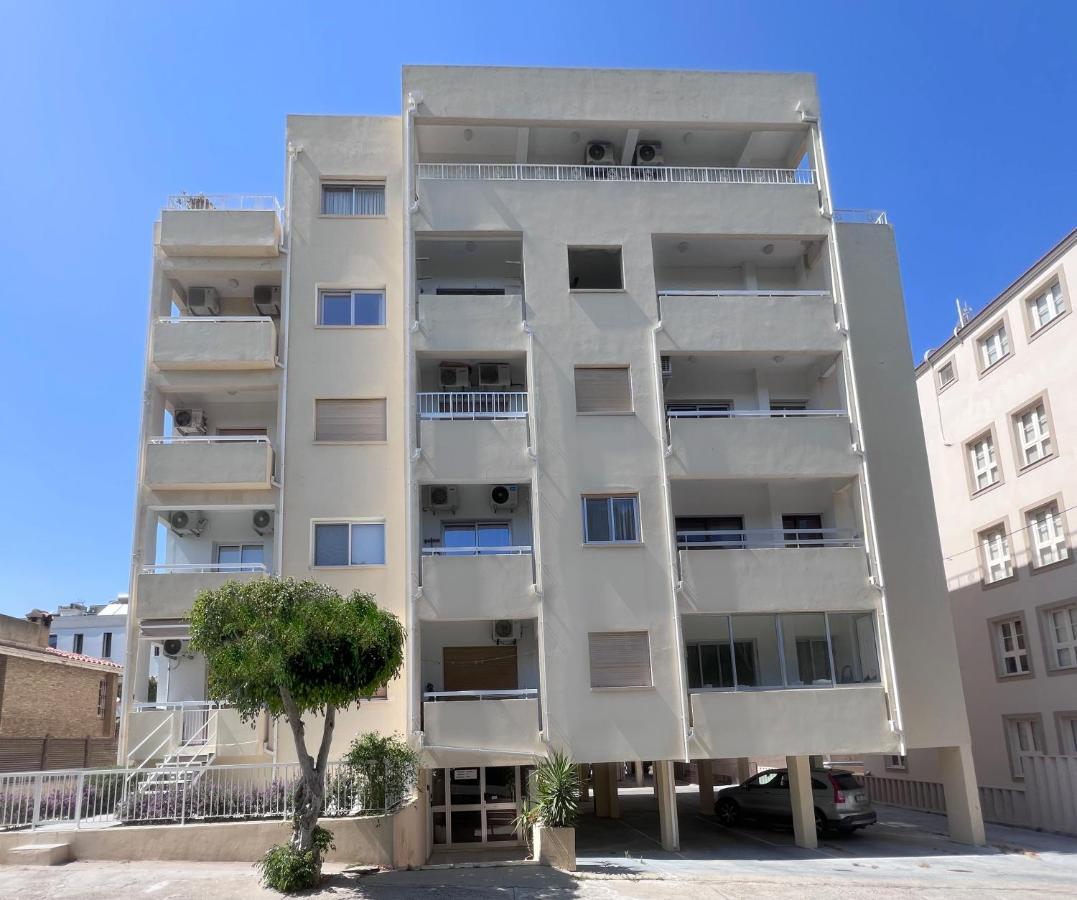 Cozy Holiday Apartment In Larnaca Near Foinikoudes 외부 사진