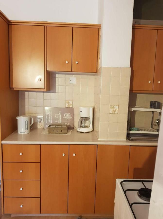 Cozy Holiday Apartment In Larnaca Near Foinikoudes 외부 사진